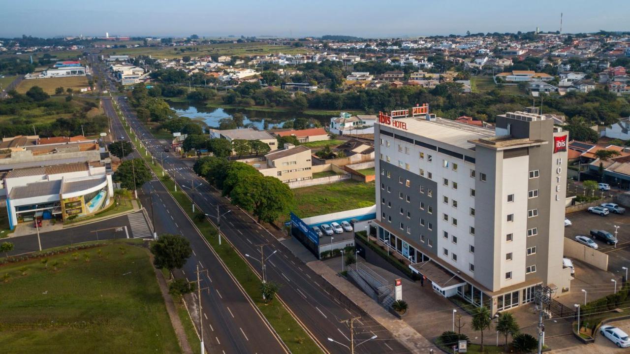 Hotel ibis Ourinhos Exterior foto